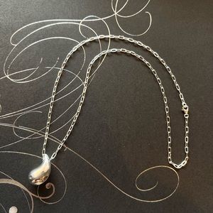 Water drop necklace